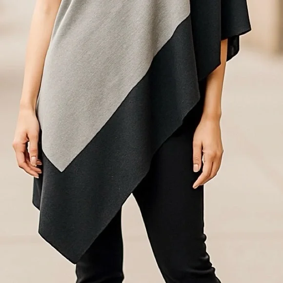LOFT Sweater Knit Soft Grey & Charcoal Colorblock Poncho One Size - Picture 7 of 12